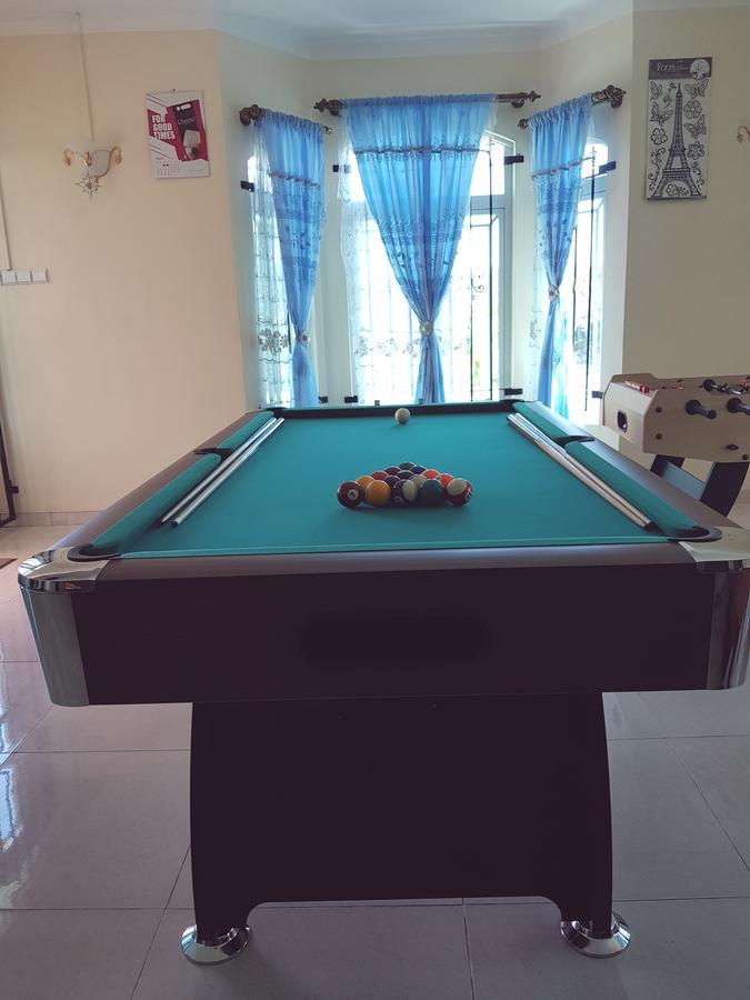 Luxor Residence Guesthouse Belle Mare Bagian luar foto