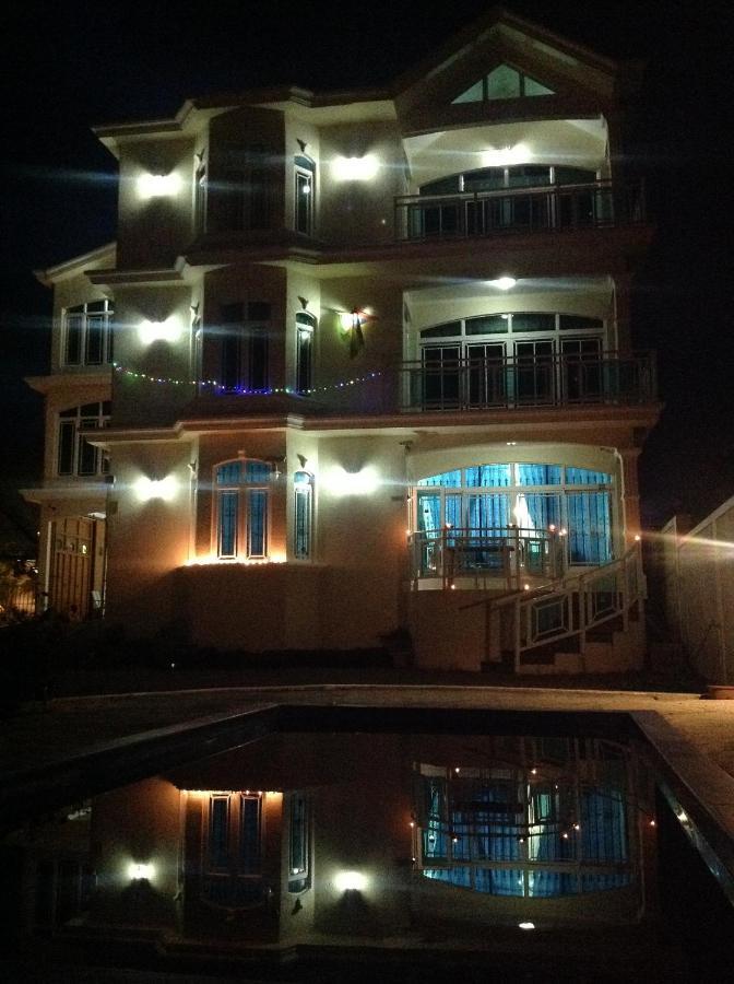 Luxor Residence Guesthouse Belle Mare Bagian luar foto